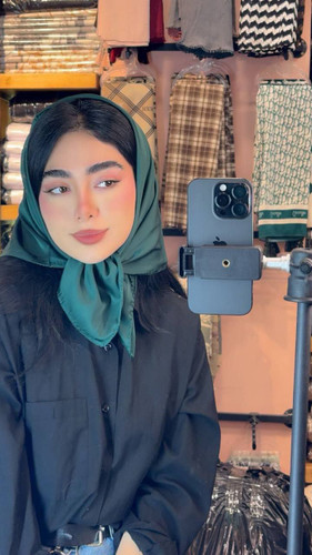 روسری زنانه مینی اسکارف ساتن قواره 70 سانتیمتر