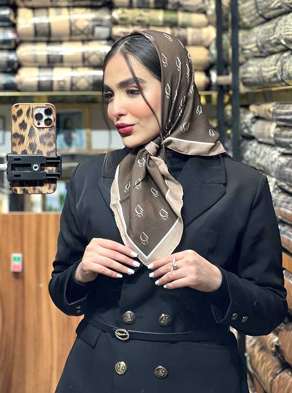 مینی اسکارف نخی طرحدار