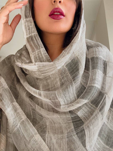 شال زنانه ویسکوز مجلسی راه راهی وارداتی